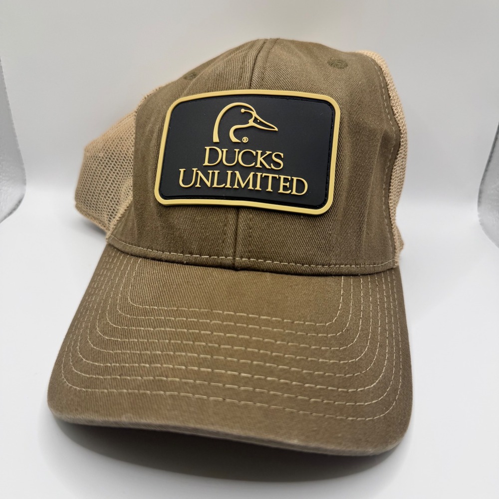 Ducks Unlimited Trucker Hat Mens Brown Tan Mesh Snapback Hunting Cap Logo Patch